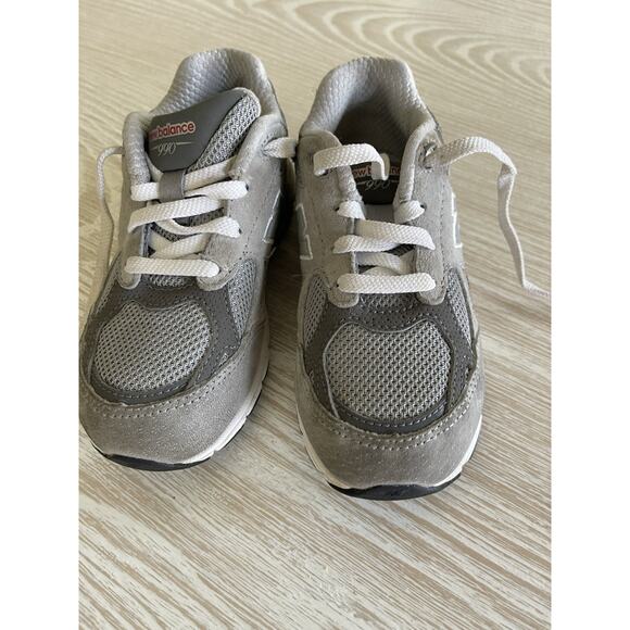 New Balance 990V3 Sneakers IC990GY3 Grey Size 10 Toddler Kids Shoes IC990GY3 - Picture 3 of 5
